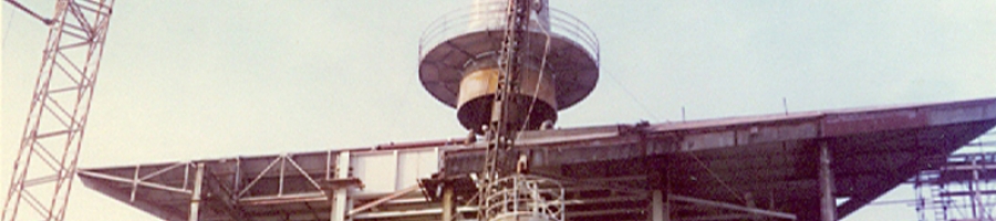 Lysá Hora - erection of the television transmitter (1978)