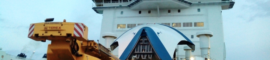 Shipping crane on the Ferry when returning from Degerhamn (2014)