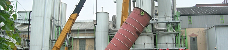 Trenčianská Teplá sugar plant - installation of the evaporator (2004)